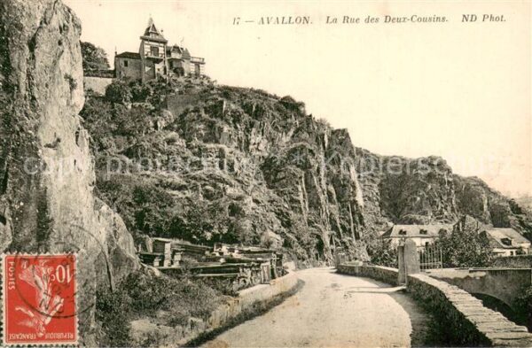 Avallon 89 La Rue des Deux Cousins