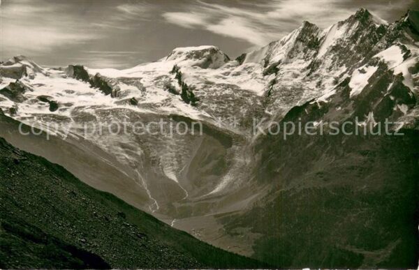 Saas-Fee mit Allalinhorn Alphubel Täschhorn Dom