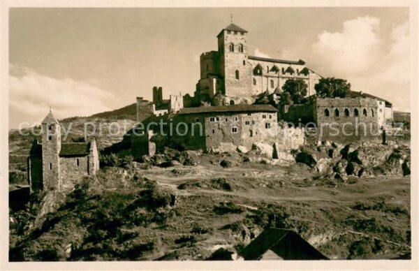 Sion  Sitten Seduno VS Le Chateau de Valere cote nord et la Ch