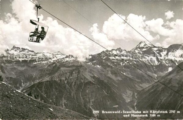 Braunwald GL mit Sesselbahn Kärpfstock und Hausstock