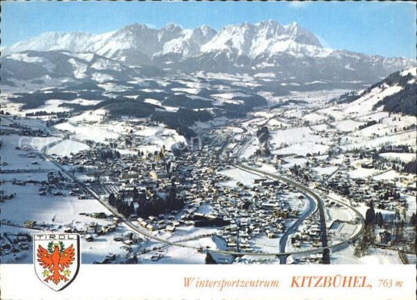 Kitzbuehel Tirol Fliegeraufnahme Schwarzsee Schloss Lehe