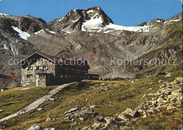 Dresdnerhuette Schaufelspitze Stubaier Wildspitze