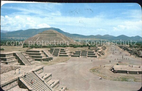 San Juan Teotihuacan Plaza de la Luna