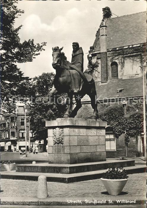 Utrecht Standbeeld St. Willibrord