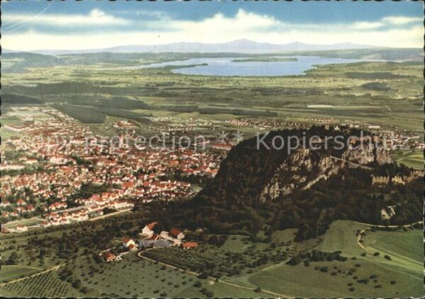 Singen Hohentwiel Fliegeraufnahme mit Bodensee und Alpen