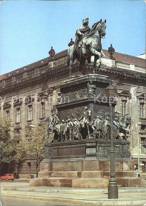 Berlin Reiterstandbild Friedrichs II Unter den