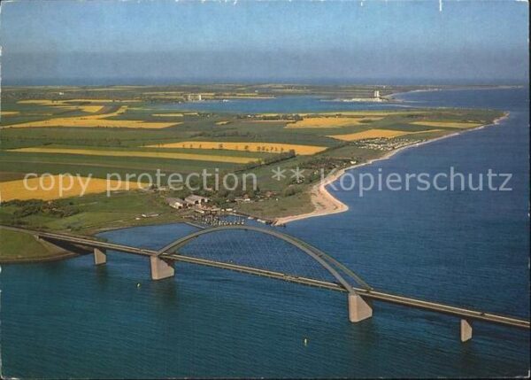 Fehmarn mit Fehmarnsundbrücke Fliegeraufnahme