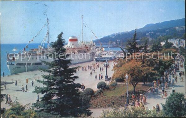 Jalta Yalta Krim Crimea Promenade Hafen Passagierdampfer