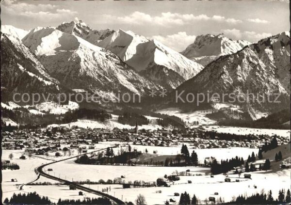 Oberstdorf mit Krottenspitzen Purschleisser und Kr