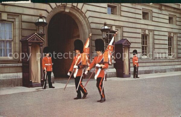 Leibgarde Wache Changing the Guard Buckingham Palace Lo