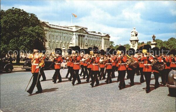 Leibgarde Wache Guards Band Buckingham Palace London