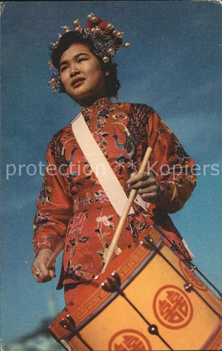 Trommler St. Mary's Chinese Girls Drum Corps San
