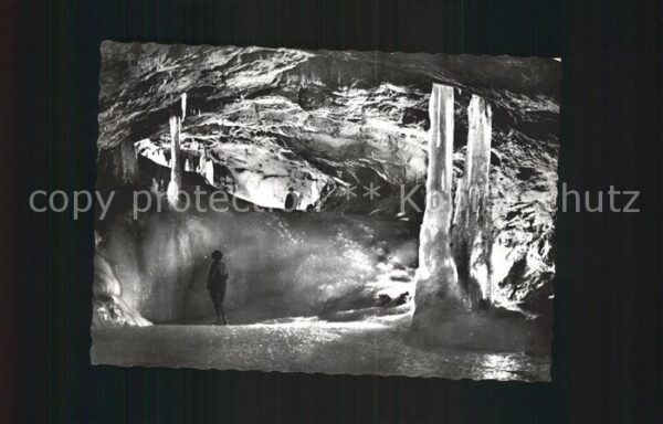 Hoehlen Caves Grottes Eisriesenwelt Salzburg Donar Dom Wimur