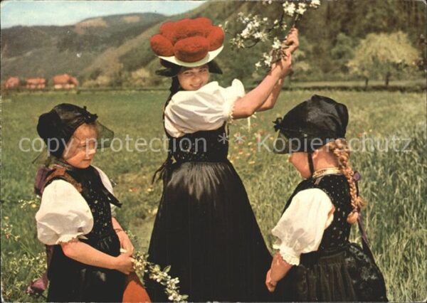 Trachten Schwarzwald Gutach Bollenhut - P O S T K A R T E -