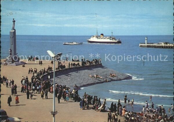 Faehre Ferry Bac Traghetto-- Digue Monument aux Gens de Mer Ostende