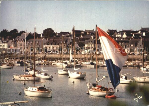 Boote Fahne Frankreich Port de Plaisance