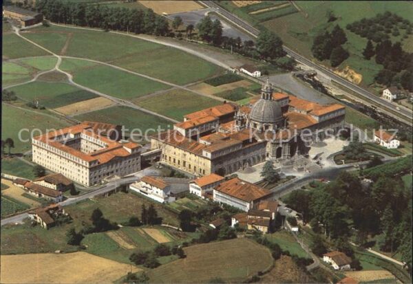 Loyola Fliegeraufnahme Santuario