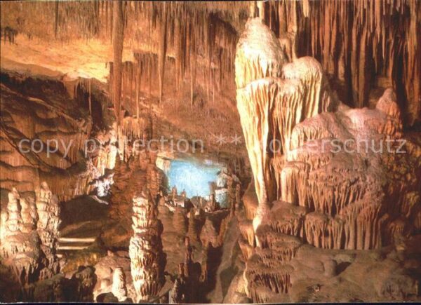 Hoehlen Caves Grottes Cuevas del Drach Porto Cristo Mallorca