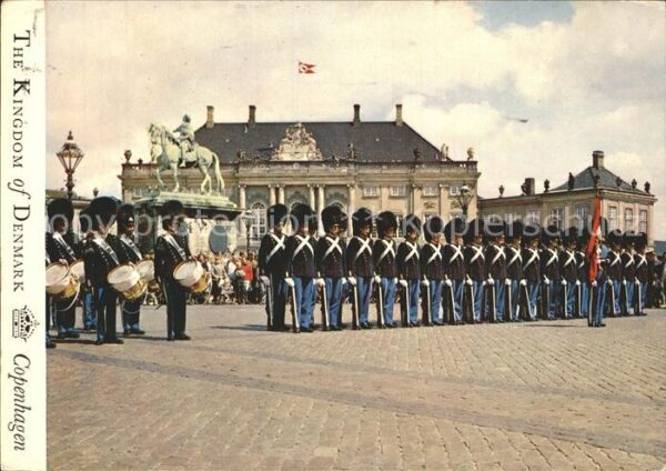 Leibgarde Wache Royal Guard in Blue Dress Copenhagen