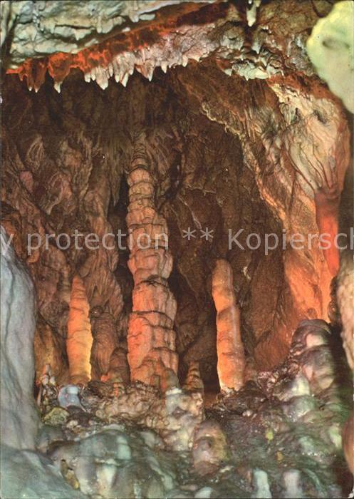 Hoehlen Caves Grottes Teufelshöhle Pottenstein Kreuzigungsgru