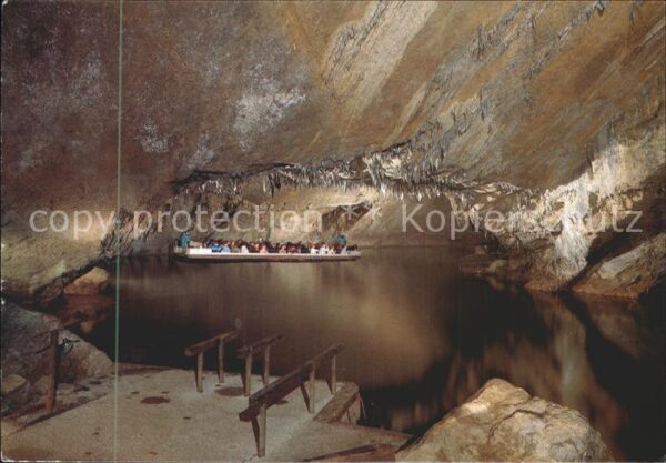 Hoehlen Caves Grottes Han-sur-Lesse Salle d_embarquement