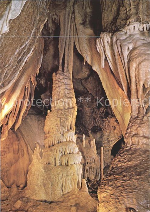 Hoehlen Caves Grottes Tropfsteinhöhle Attendorn Ruhmeshalle