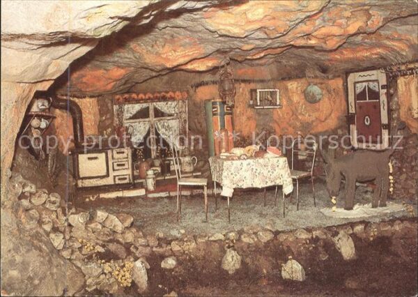 Maerchen Sagen Sandsteinhöhle Walldorf Tischlein deck