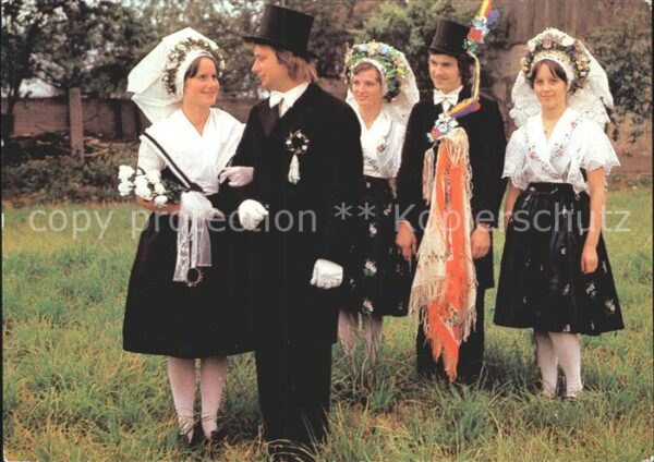 Hochzeit Niedersorben Heinersbrück Trachten