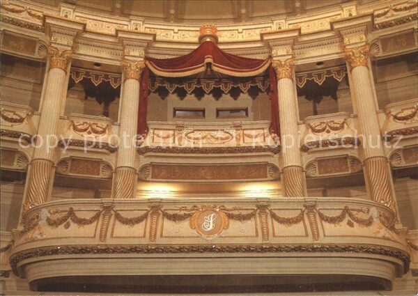Opergebaeude Semperoper Dresden Zuschauerraum Mittel
