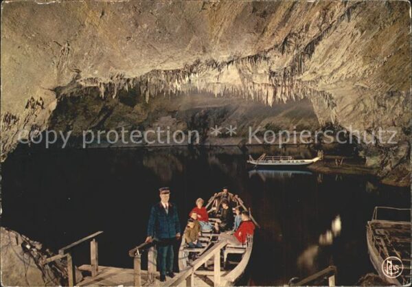 Hoehlen Caves Grottes Han-sur-Lesse Embarquement
