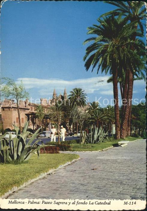 Palma de Mallorca Paseo Sagrera fondo Catedral