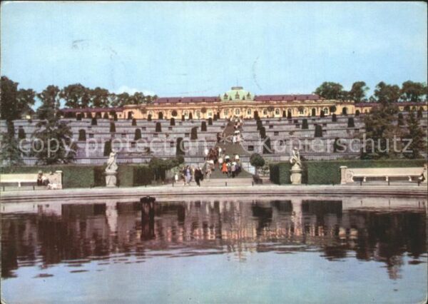 Potsdam Schloss Sanssouci mit Terrasse