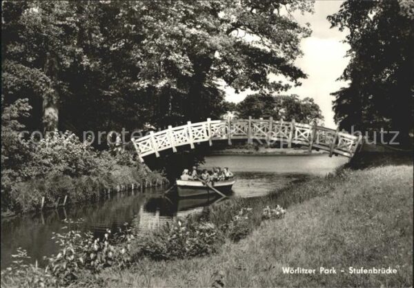 Woerlitz Park Stufenbrücke