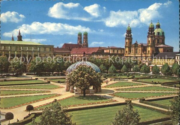 Muenchen im Hofgaren