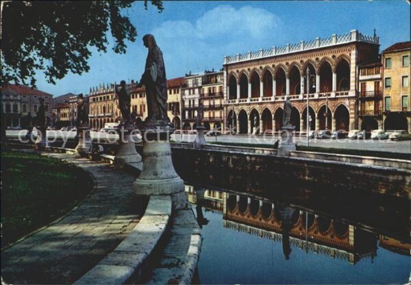 Padova Prato della Valle Loggia Amulea