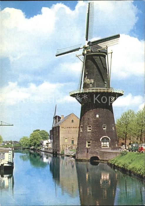 Schiedam Windmühle am Kanal