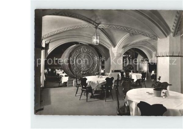 Muenchen Ratskeller Weinfass
