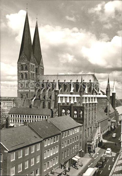 Luebeck Marienkirche und Rathaus