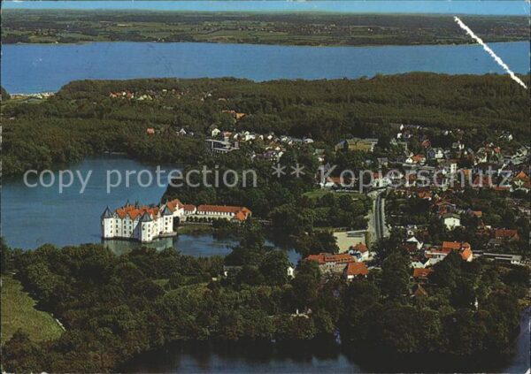 Gluecksburg Ostseebad Fliegeraufnahme Wasserschloß