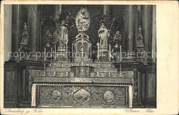 Fulda Domschatz Silbener Altar