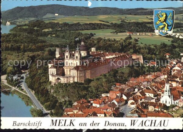 Melk Donau Fliegeraufnahme Benediktinerstift