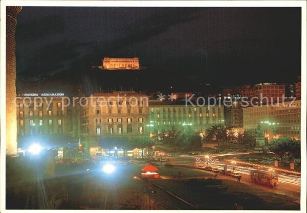 Napoli Neapel Piazza del Municipio dominata Certosa d