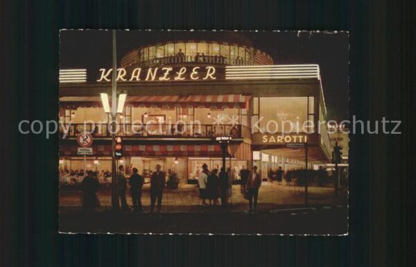 Berlin Kurfürstendamm Cafe Kranzler bei Nacht