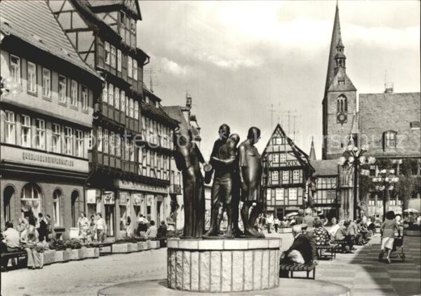 Quedlinburg Marktplatz mit Münzenberger Musikanten