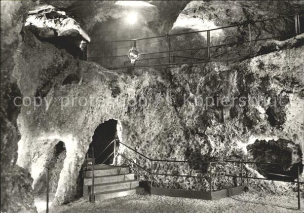 Friedrichroda Marienglashöhle mit Kristallgrotte und