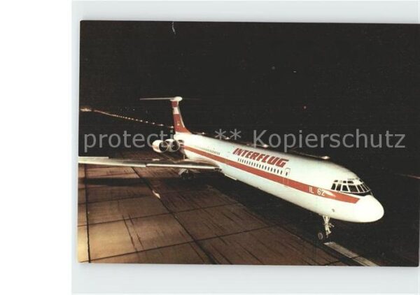 Flugzeuge Zivil Interflug IL-62 Landung
