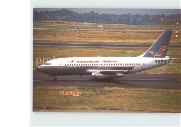Flugzeuge Zivil Macedonian Airlines Boeing 737-266 Adva