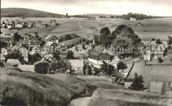 Heubach Thueringen Ortsansicht mit Kirche