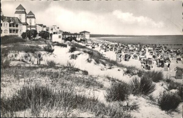 Binz Ruegen Blick zum Strand