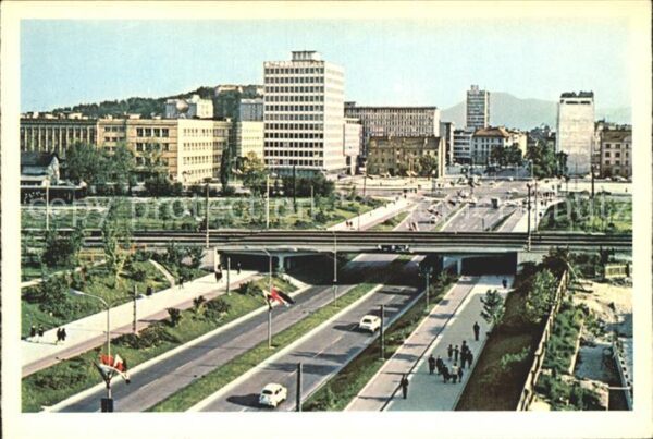 Ljubljana Centar Zentrum Brücke Hochhäuser